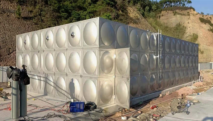 不銹鋼消防水箱底座怎么設計的？